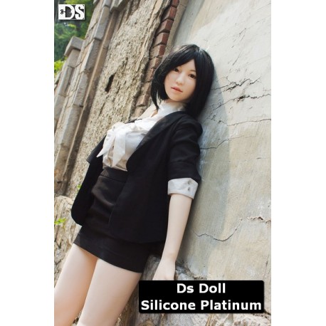 Femme active japonaise - DS DOLL - 158cm Plus