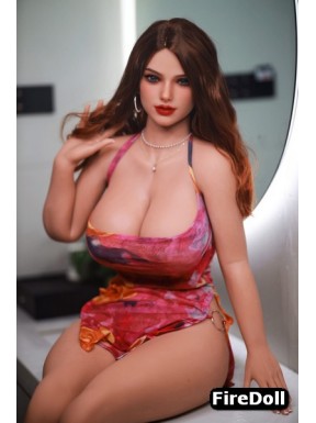 En stock - FIREDOLL - Luna - 156cm H-CUP