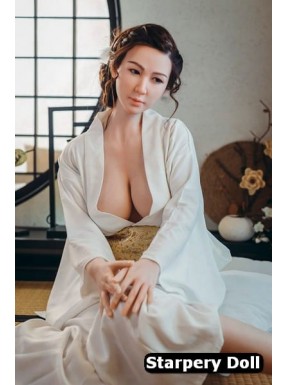 SexDoll Japonaise Starpery TPE ou S-TPE - Keiko - 172cm F-CUP