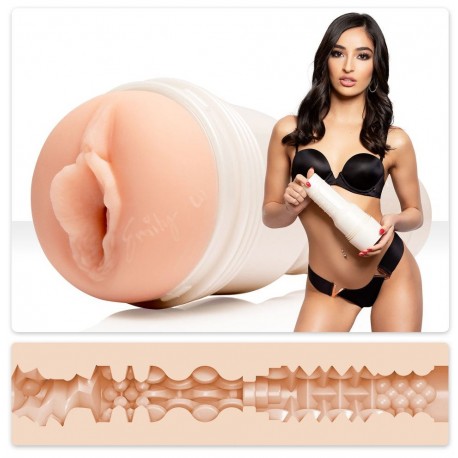 Masturbateur Réaliste Emily Willis Squirt 