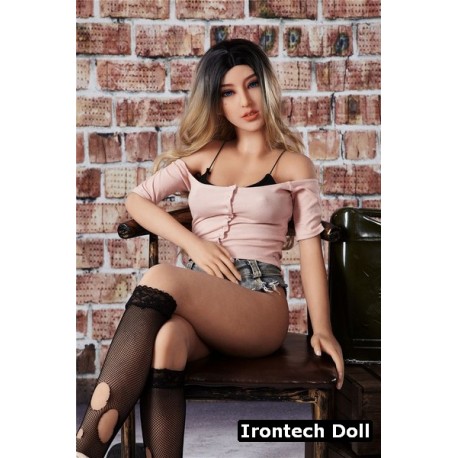 Poupée érotique IronTech Doll en TPE - Cecelia - 155cm