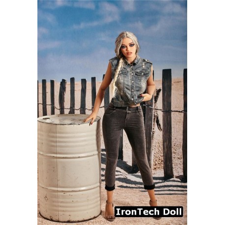 La beauté du désert IronTech Doll - Jane - 159cm